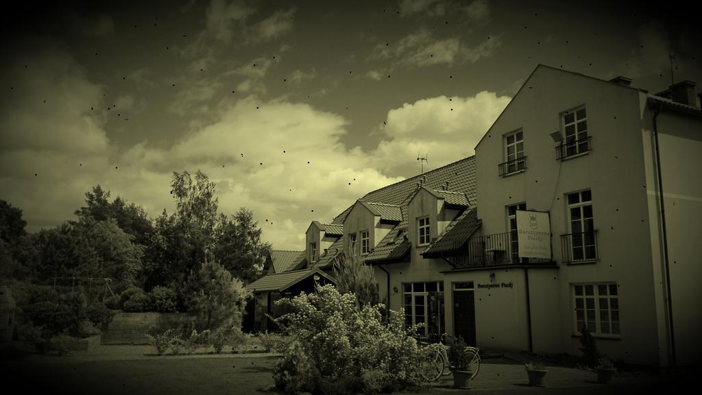 Dworek Bursztynowe Piaski Danzig Exterior foto